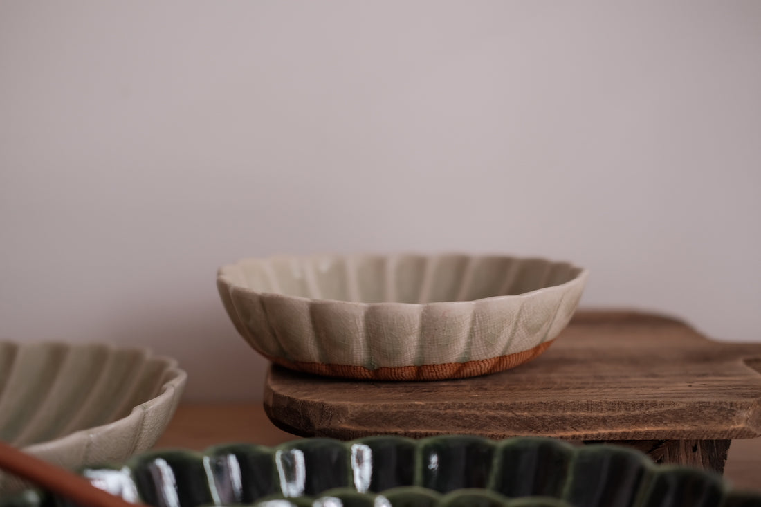 Japanese Chrysanthemum Shape Oval Serving Bowl