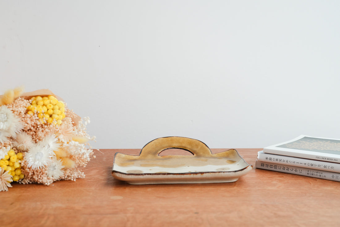 Minako Takizawa 滝沢三奈子 Office Bag Shaped Plate MW06