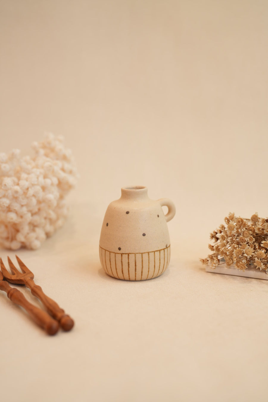 Chiho Yoshida 穗屋工房- Round Shaped Vase CY01