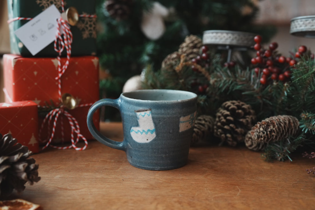 Haruko Harada 原田晴子 Christmas Straight Mug - HH37