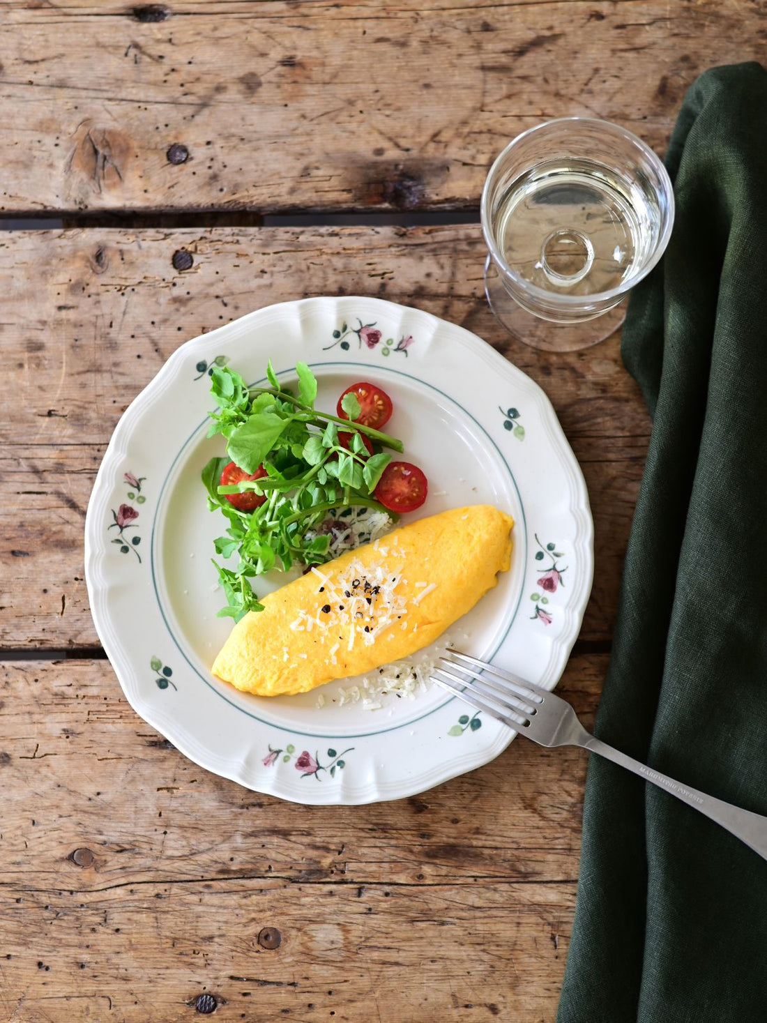 Studio M' Rosier Round Large Plate