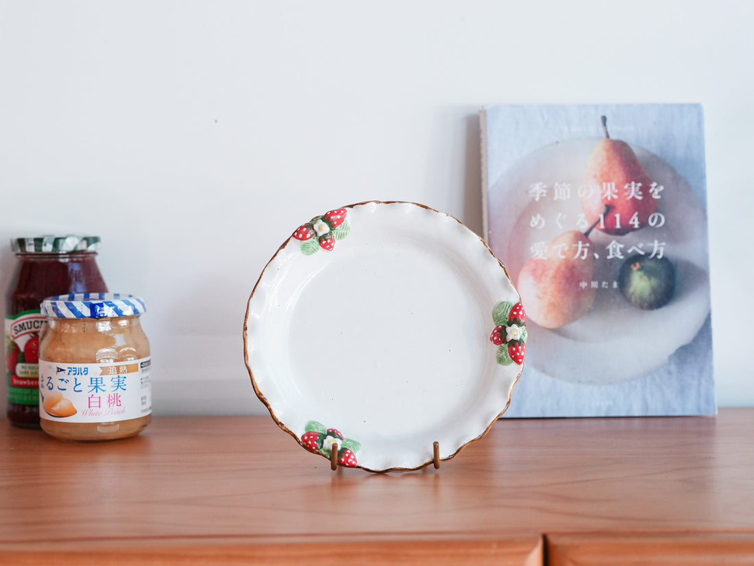 Aiko Miura 三浦愛子 Strawberry Mug with Saucer - White AM13