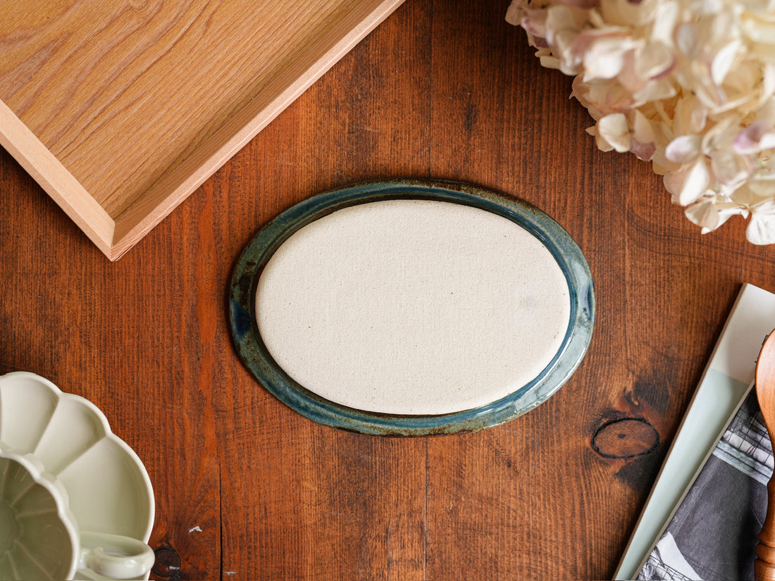 Atelier Gyuusha Small Oval Plate