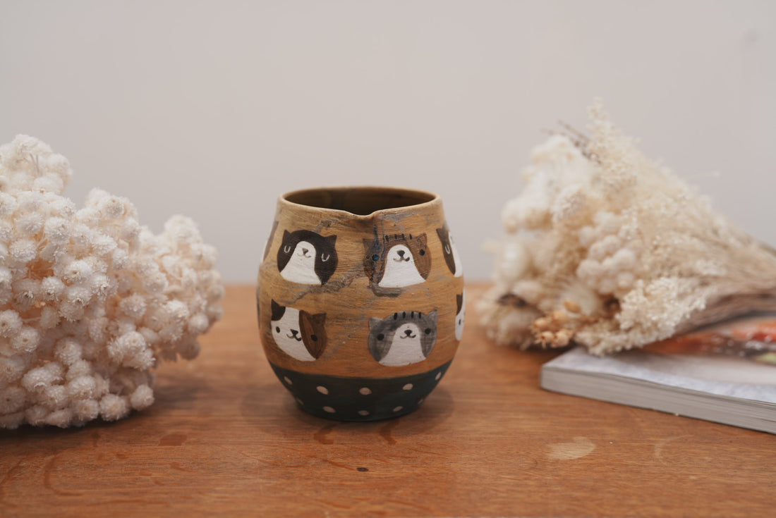 Fumiko Tsuchihashi 土橋文子 - Jug FT09