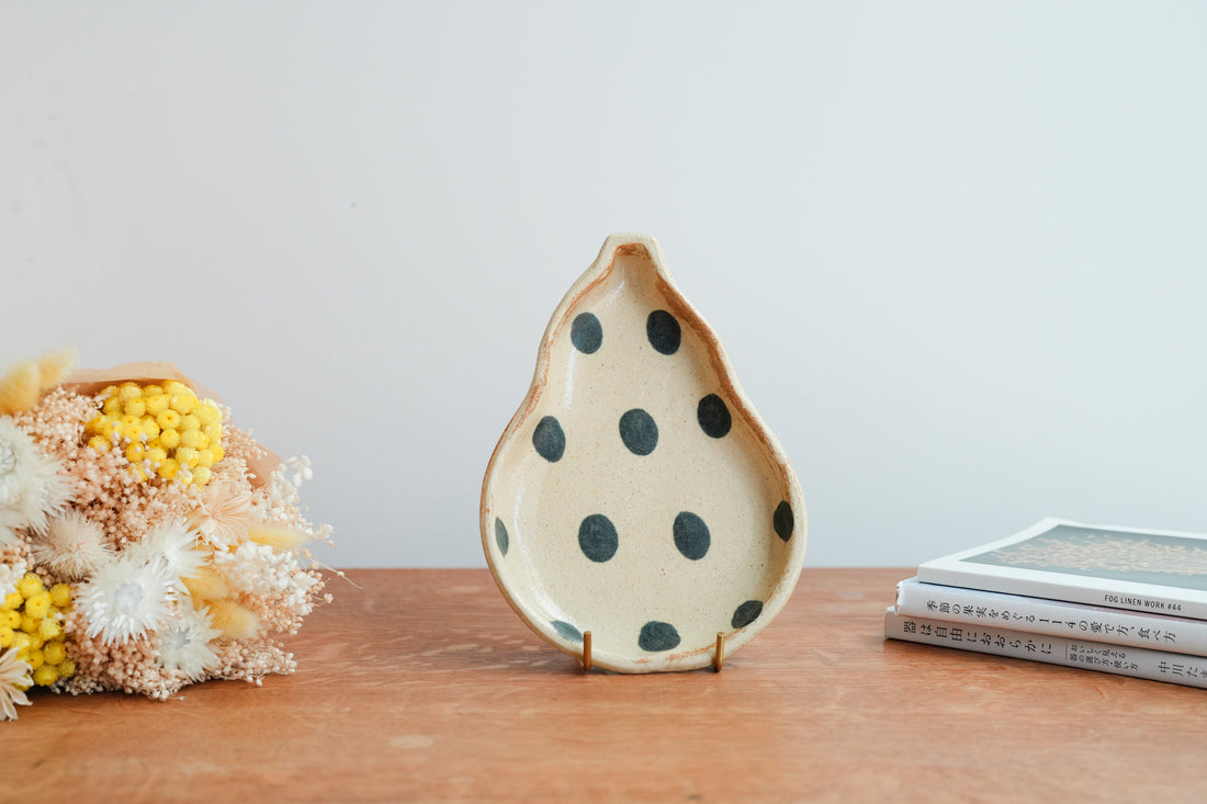 Ken Aoki 青木挙 Pear Plate KE07