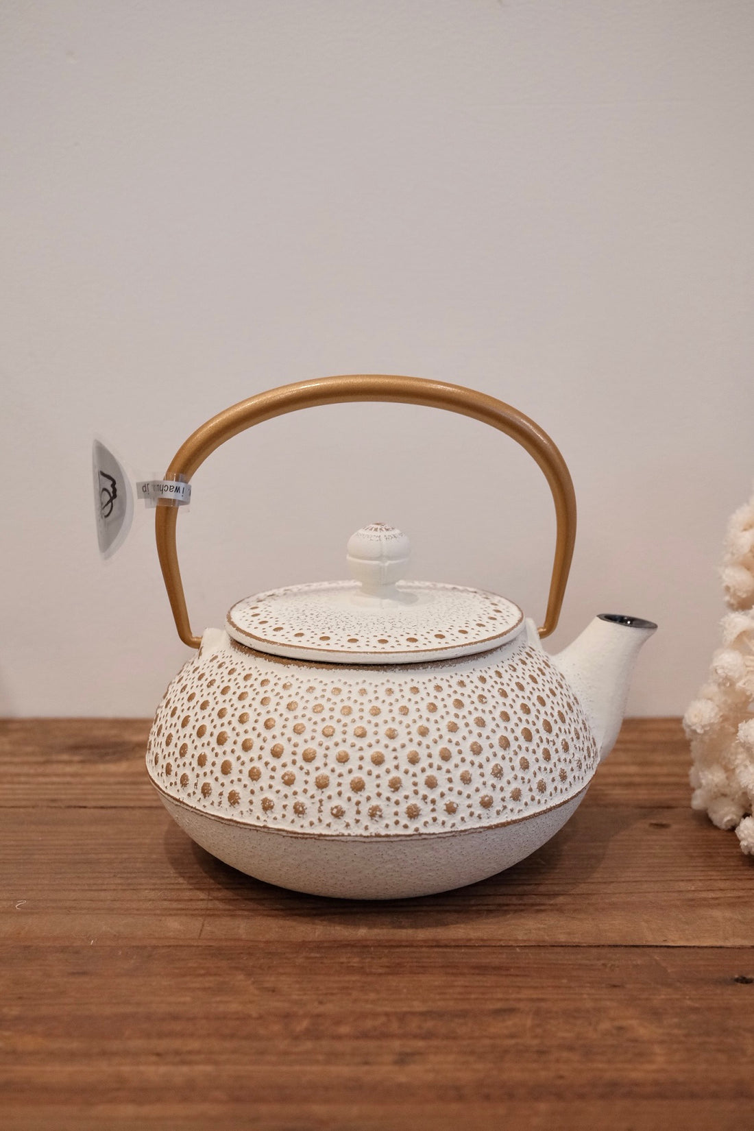 IWACHU Iron Teapot - White Gold - Dots Pattern