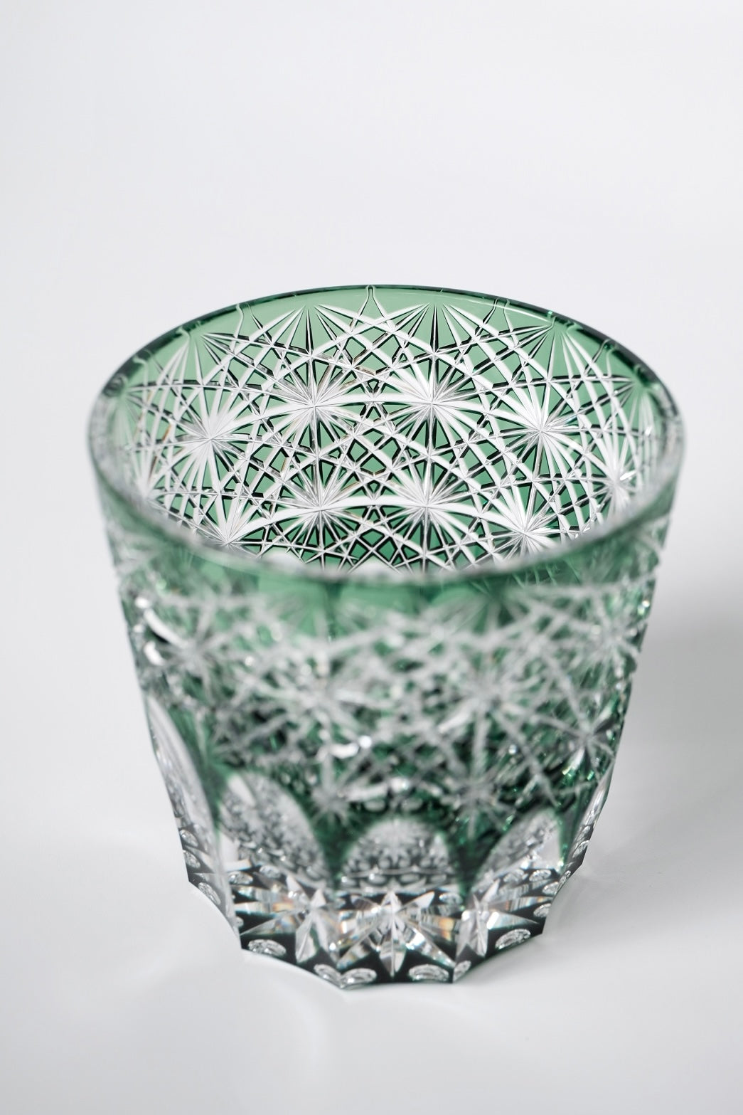 Edo Kiriko Whisky Glass Rock Glass "Large Chrysanthemum" Green by Junichi Nabetani, Master of traditional crafts