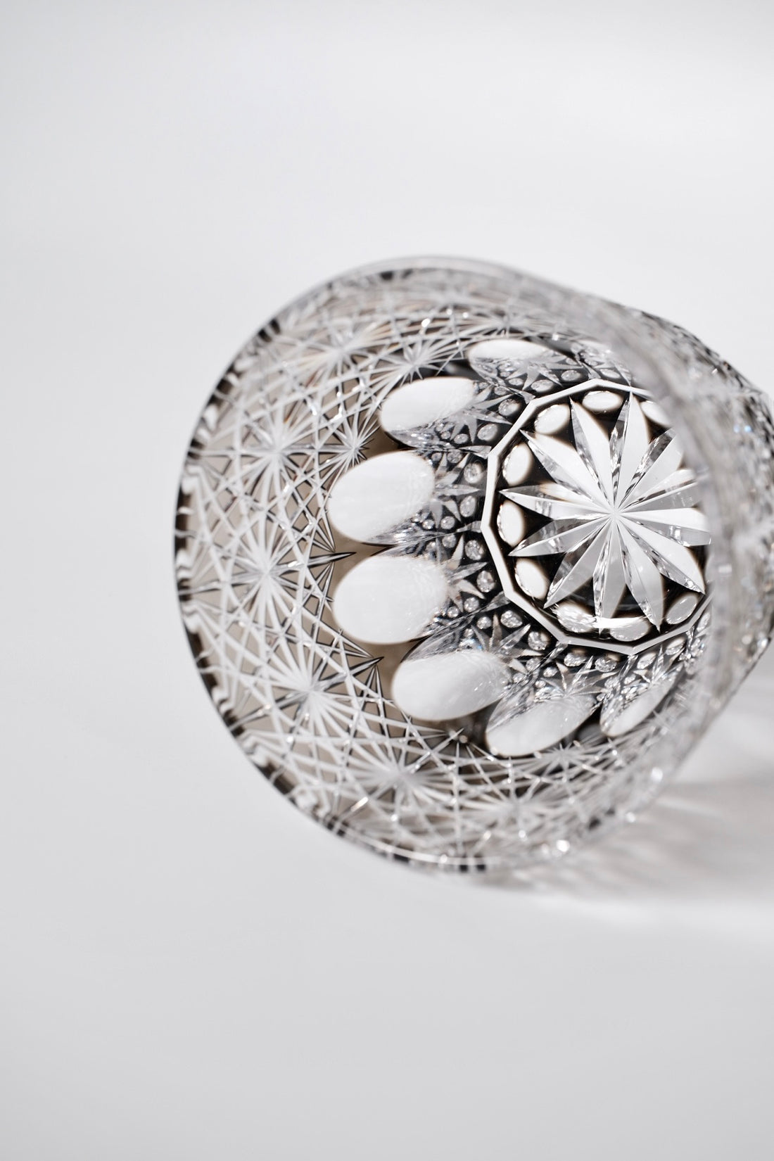Edo Kiriko Whisky Glass Rock Glass "Large Chrysanthemum" Black by Junichi Nabetani, Master of traditional crafts
