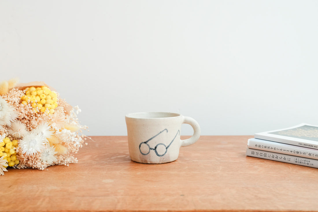 Ken Aoki 青木挙 Glasses Mug KE14