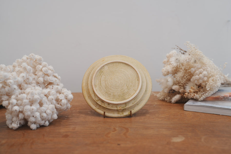 Tomoko Kubo コンガリ舍 Medium Cat Plate TK15