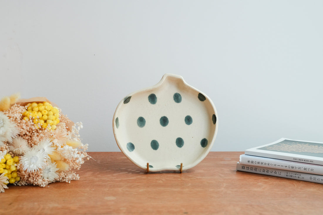 Ken Aoki 青木挙 Apple Plate KE06