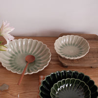 Japanese Chrysanthemum Shape Oval Serving Bowl