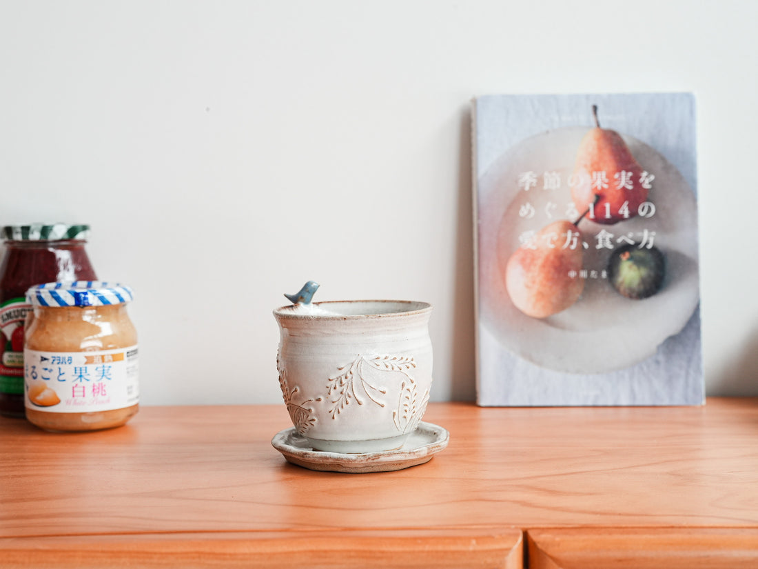 Satomi Motohashi 本橋里美 Bird Mug and Saucer - White SM16