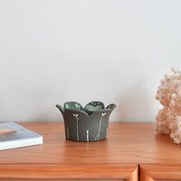 Akemi Nakamura 中村明美 Flower Shaped Bowl AN20