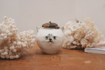 Shoko Matsuura 松浦唱子 Cat Flower Vase SM08