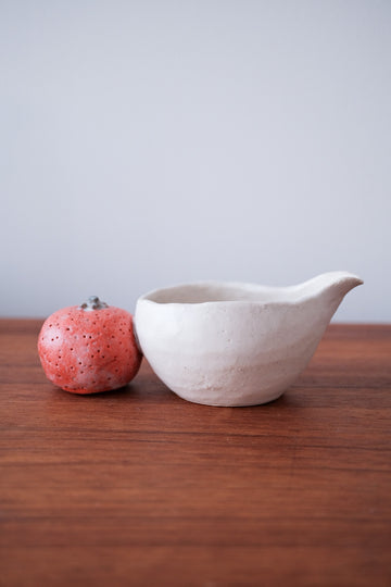 Atsumi Honda 本田あつみ Spouted Bowl with Orange Handle - AH33