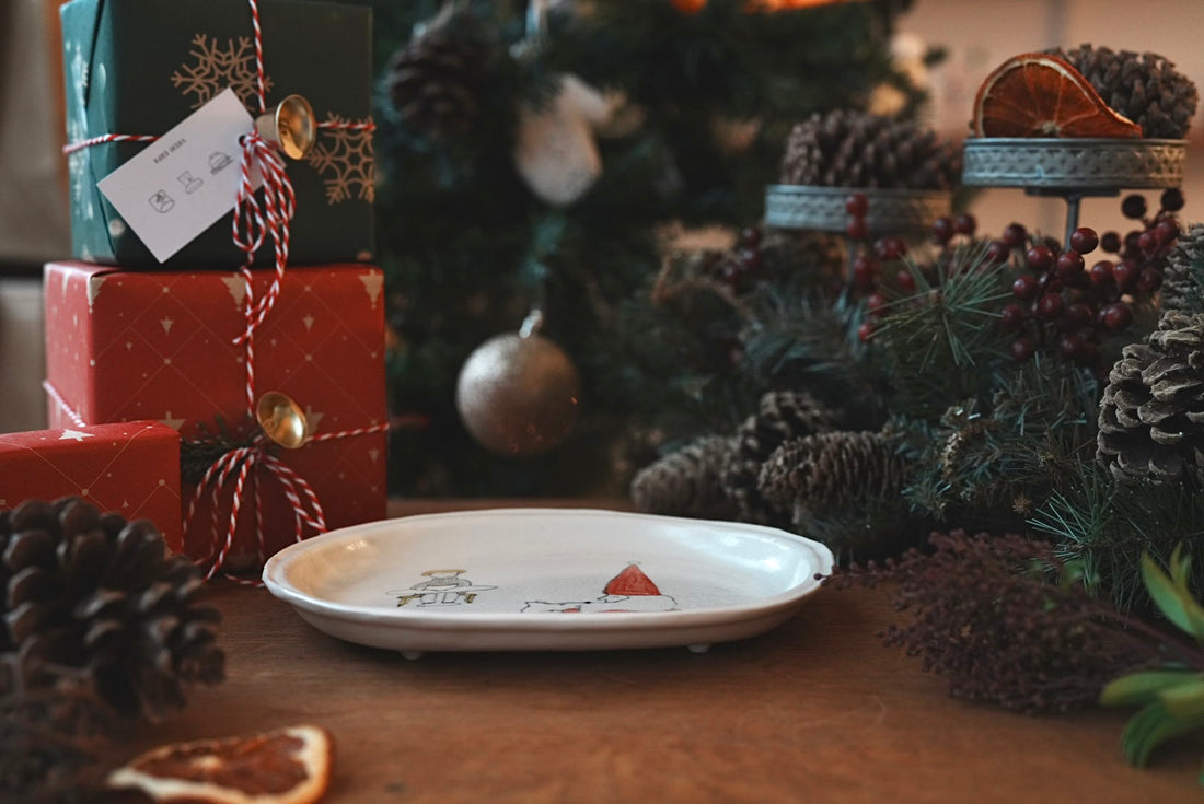 Natsumi Muroi 室井夏実- Oval Plate NM01