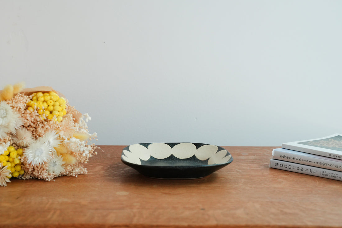 Ken Aoki 青木挙 Square Plate KE05