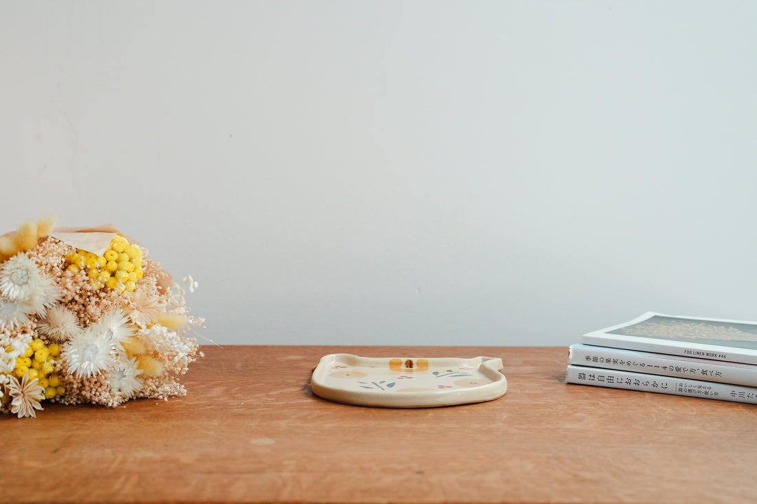 Kumiko Ishikawa 石川久美子 Bird Plate KI02