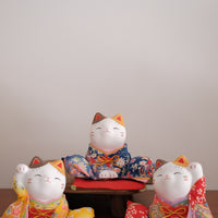 Maneki-neko Kimono Lucky Cat