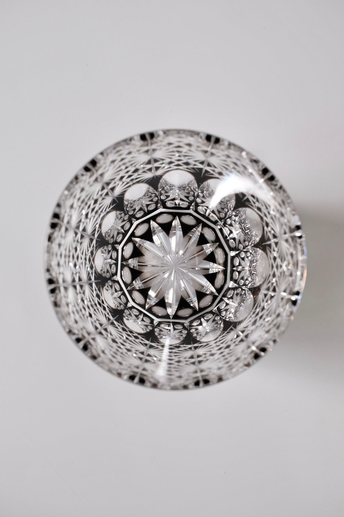 Edo Kiriko Whisky Glass Rock Glass "Large Chrysanthemum" Black by Junichi Nabetani, Master of traditional crafts