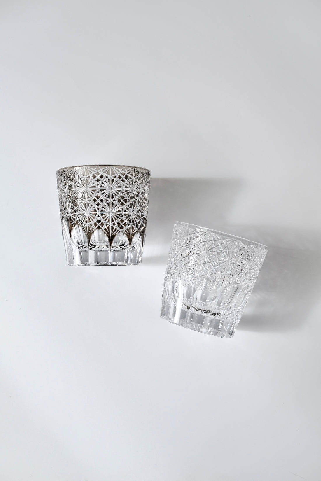 Edo Kiriko Whisky Glass Rock Glass "Large Chrysanthemum" White by Junichi Nabetani, Master of traditional crafts