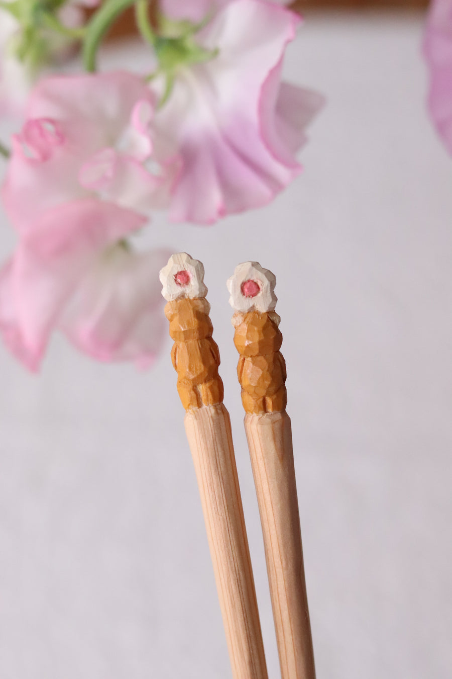 Ayataro Chopsticks - Bear with White Flower - aya05