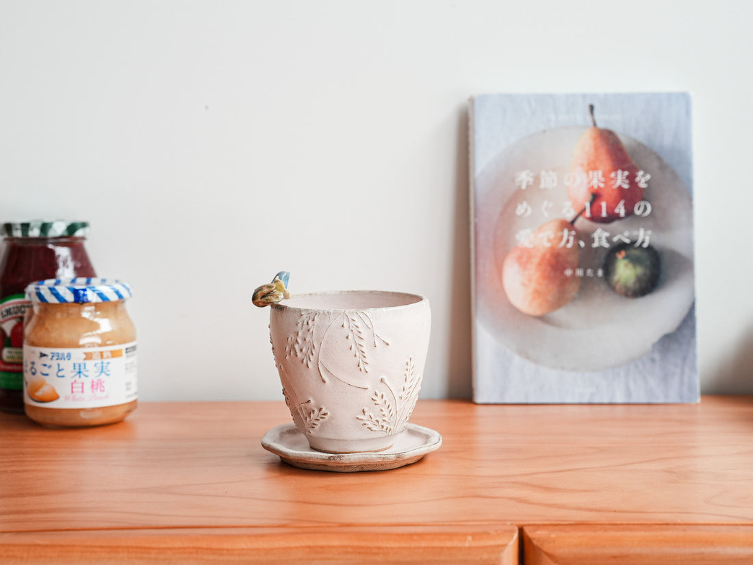 Satomi Motohashi 本橋里美 Bird and Flower Cup and Saucer SM17