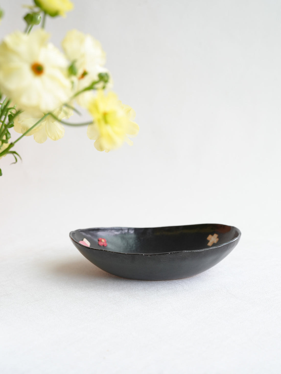 Misuzu Ishigami 石神美鈴 Large Oval Plate with Handle MIS35