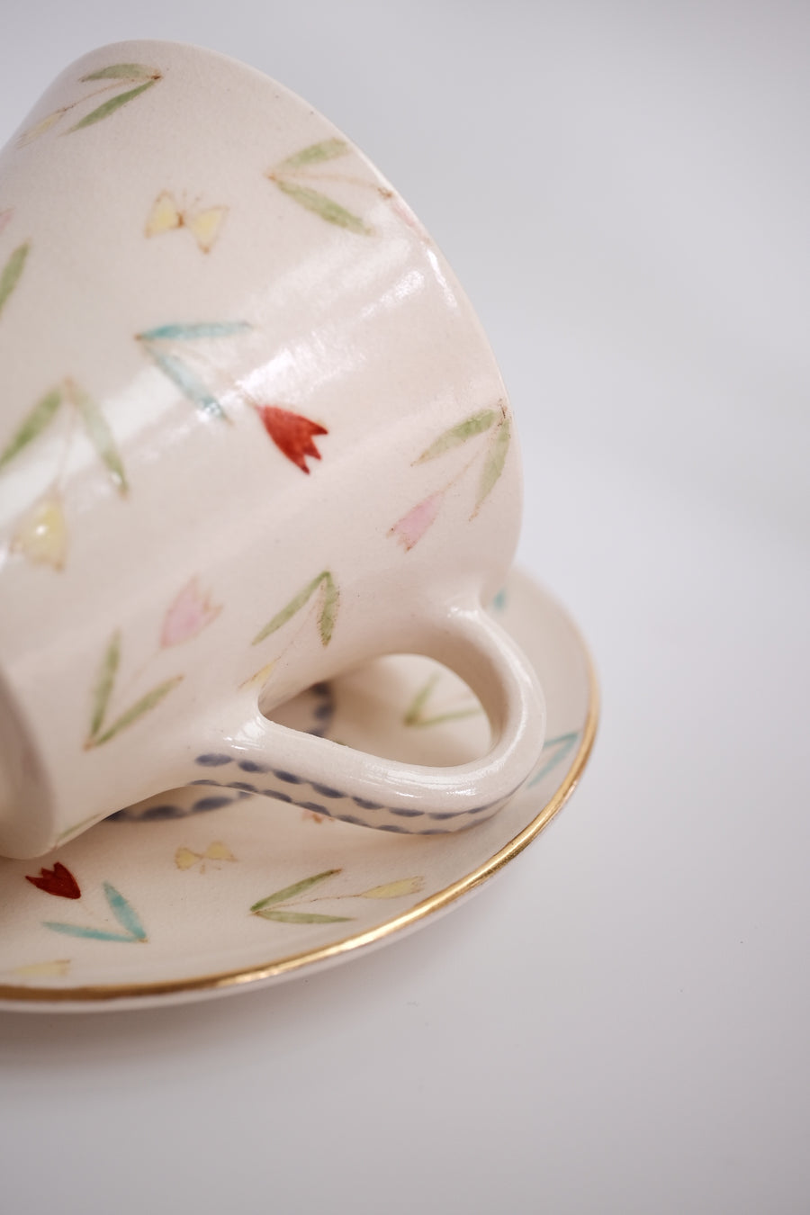 Taki Tomoda 友田多紀 Tulip Cup and Saucer - TT02