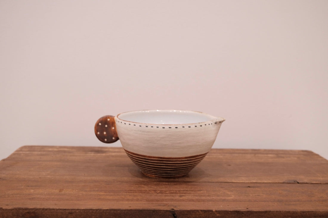 Emishi Kobo 池田匡優&美弥子 - Matcha Bowl with Spout EK16