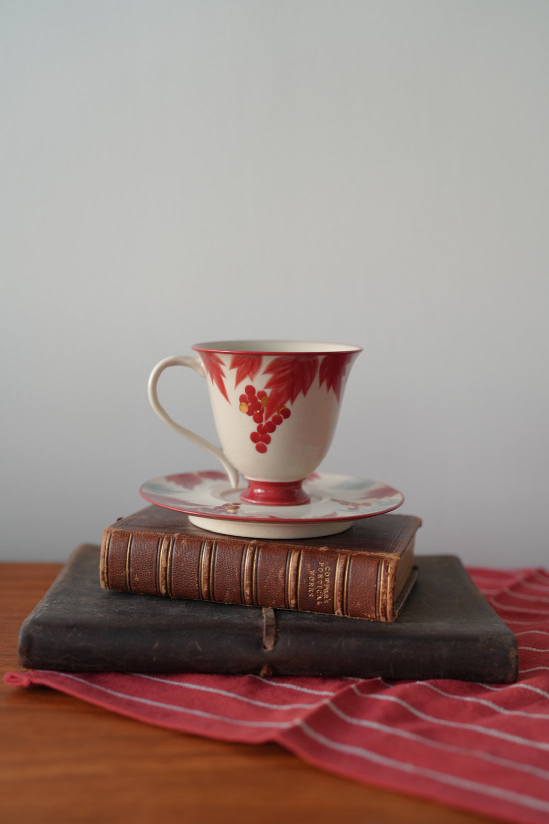 SiShuang Red Grape Coffee Cup w Saucer Set