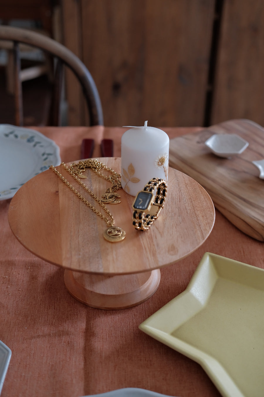 Natural Wood Pedestal Plate Cake Stand