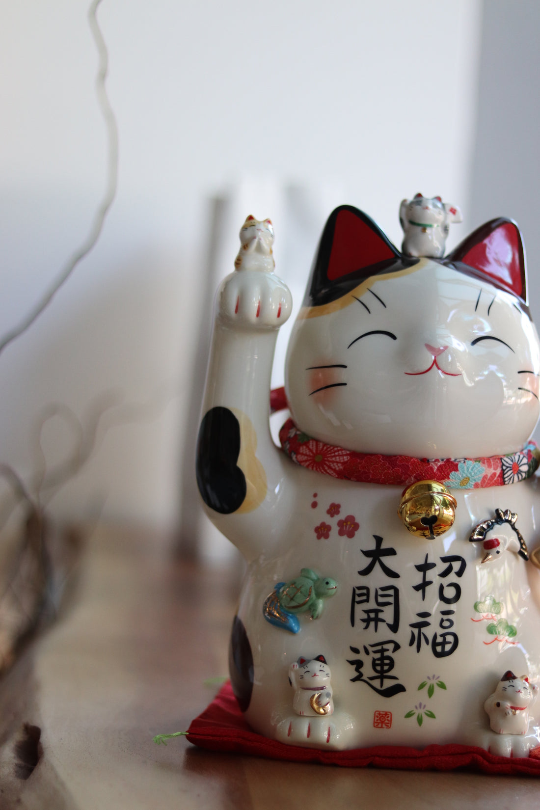 Maneki Neko The Big lucky cat 8.5