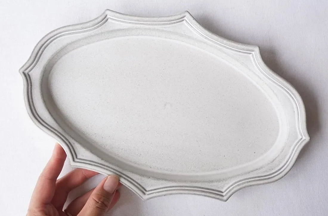 Mashiko Pottery Yoshizawa White Flower Shaped Long Plate