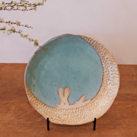 Siam Hands Round Plate Bunny Blue