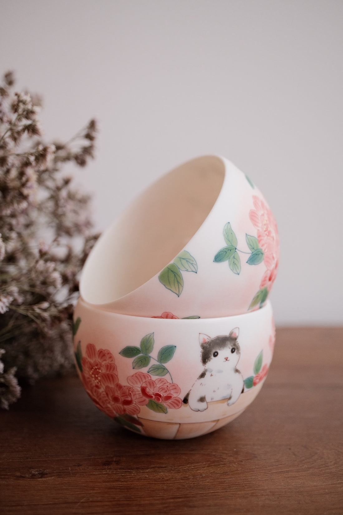 Baizhi Studio - Wild Rose Cat Coffee/Tea Egg Shape Cup