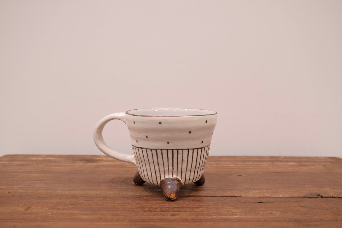 Emishi Kobo 池田匡優&美弥子 - Mug with Stand EK12