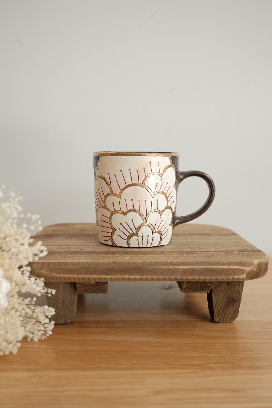 Cool Banana Black Pottery with Gold Detailing Mug - Camellia