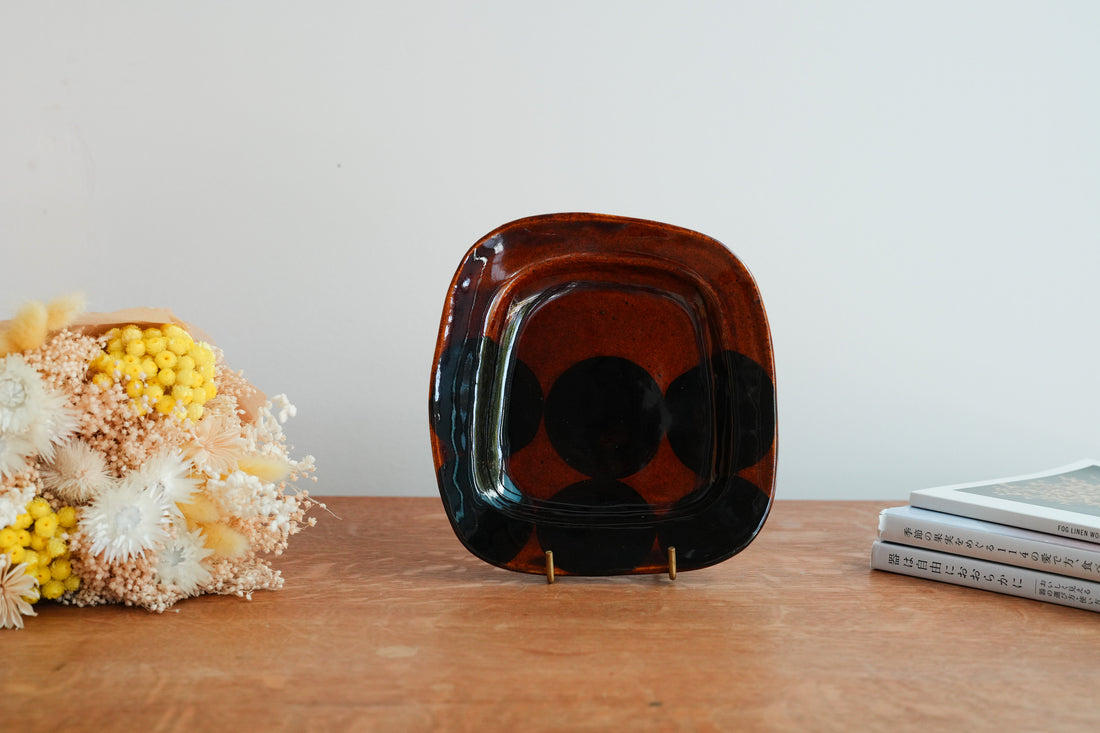 Ken Aoki 青木挙 Square Plate KE05