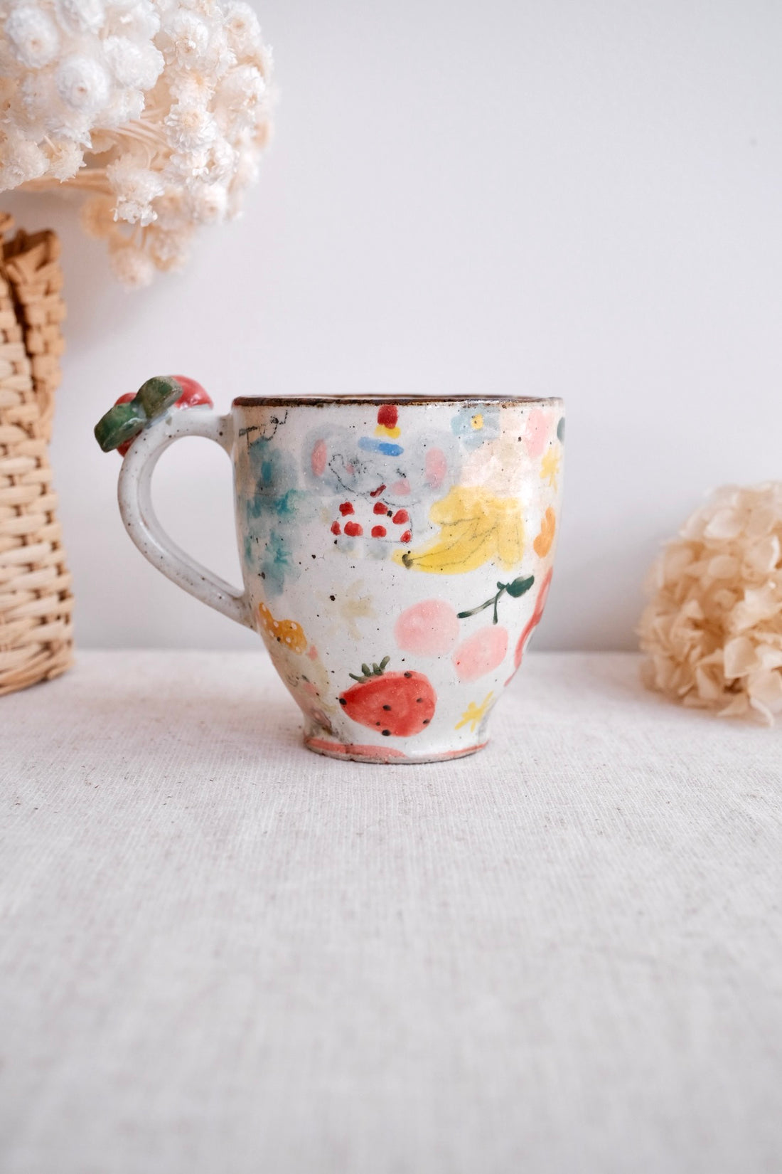 Asako Yamaguchi 山口麻子 Animal Tall Mug with Deco on Handle AI04