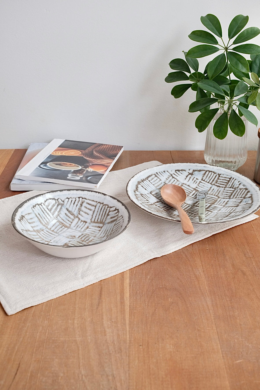 Mino Ware Elegant Hand-painted Collection