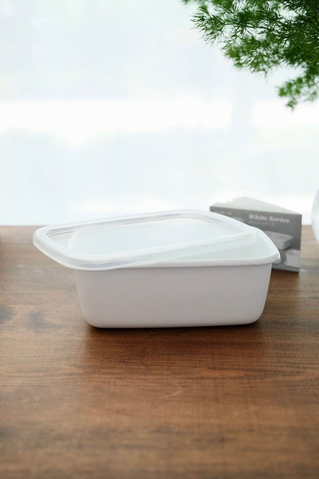 Noda Horo White Series Enamel Food Container