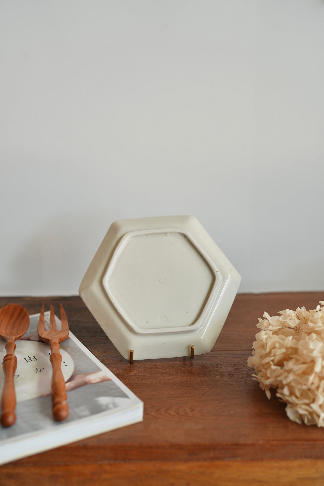 Shinko Nakanishi 中西申幸 Bird Hexagonal Plate SN08