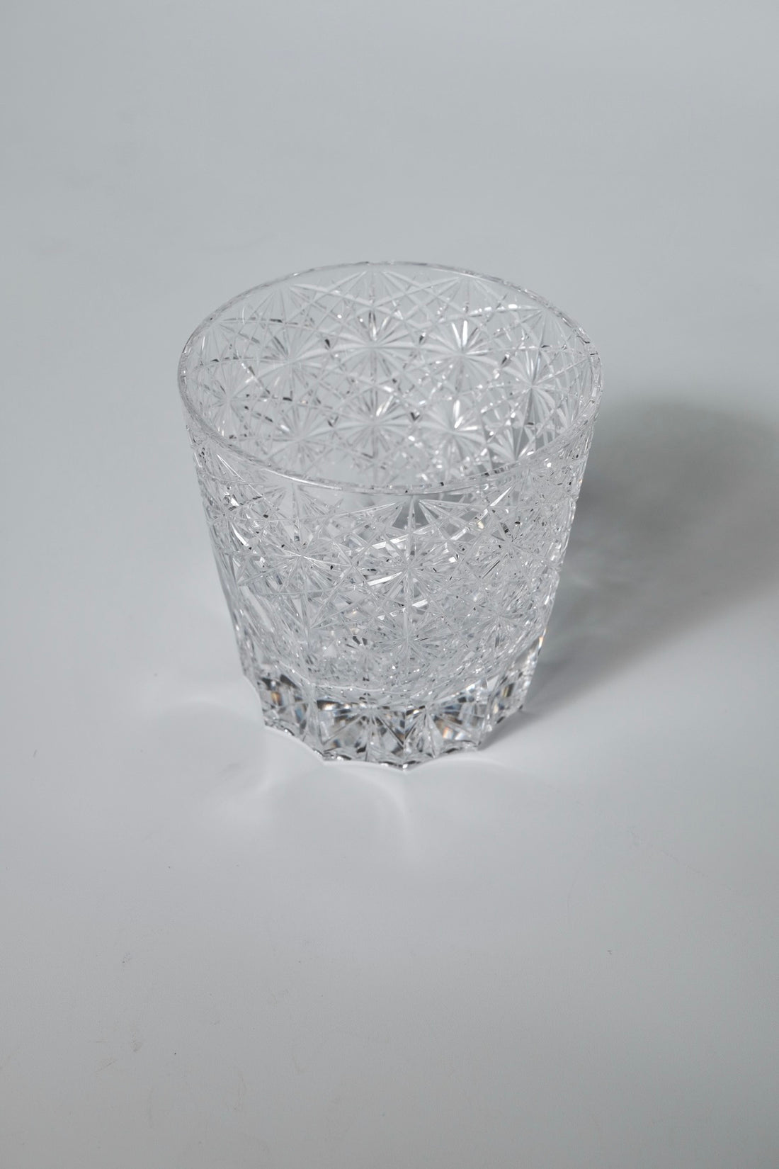 Edo Kiriko Whisky Glass Rock Glass "Large Chrysanthemum" White by Junichi Nabetani, Master of traditional crafts