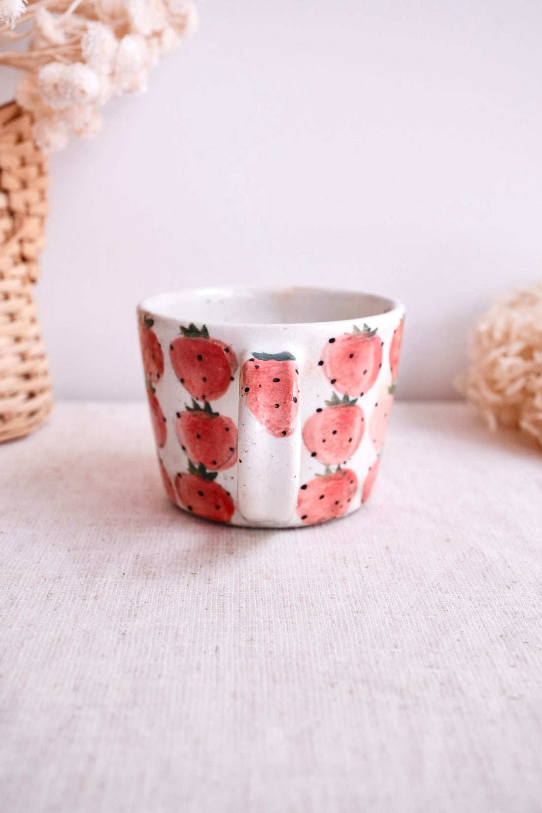 Asako Yamaguchi 山口麻子 Strawberry Mug AI06