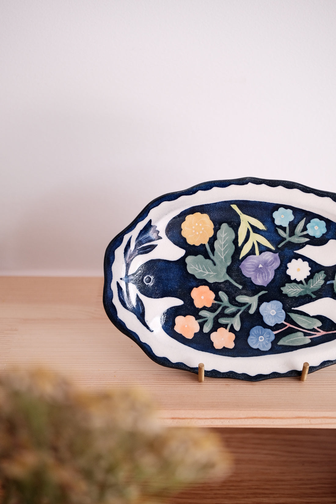 Nakagaki Tomoko Kohiki Hand Painted 4 Petals Shaped Plate  - KP3