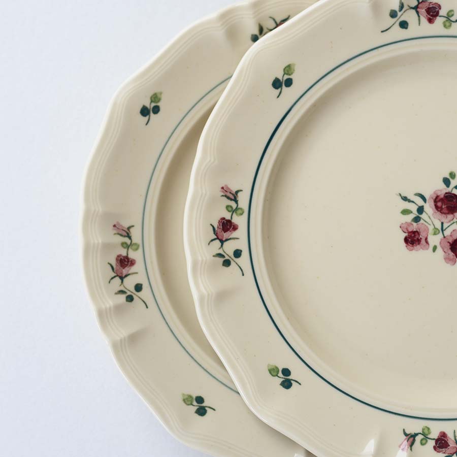 Studio M' Rosier Round Medium Plate