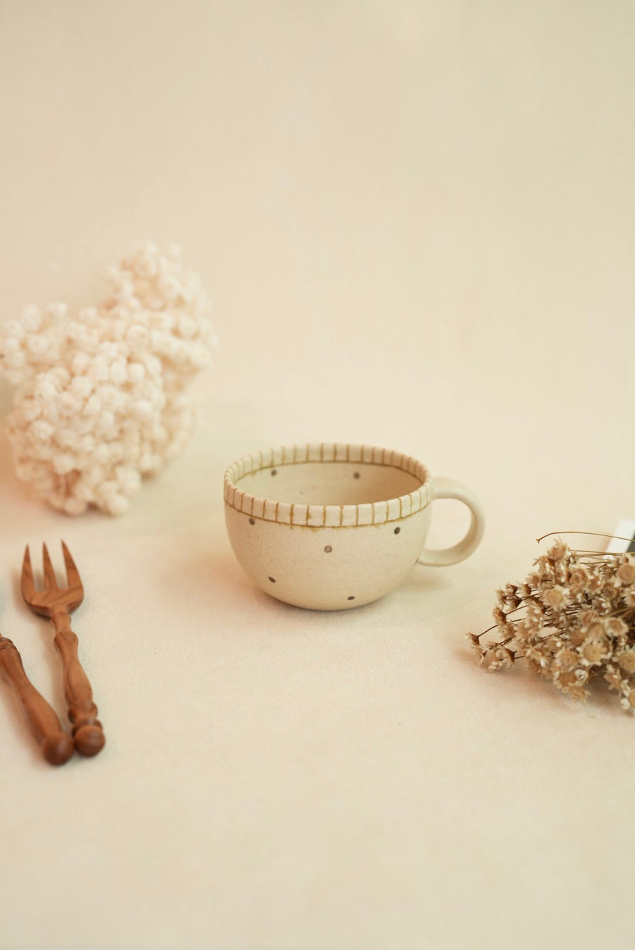 Chiho Yoshida 穗屋工房 Mug - Line & Dots CY14