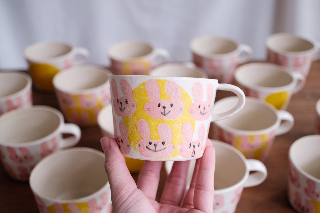 Tomotaro 岡村友太郎 - Mid-Autumn Festival Rabbit Mug OT24